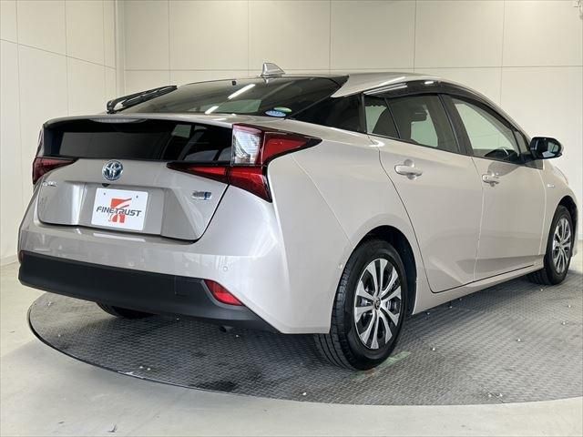 Toyota PRIUS 2019-03 187074-4