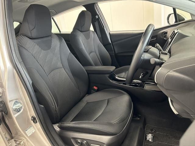 Toyota PRIUS 2019-03 187074-19