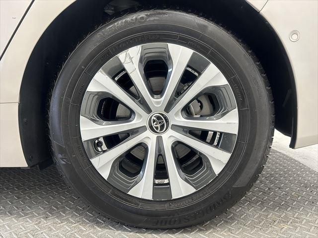 Toyota PRIUS 2019-03 187074-17