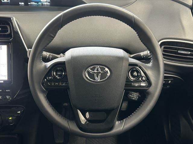 Toyota PRIUS 2019-03 187074-24