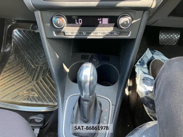 VolksWagen POLO 2014-10 395093-24