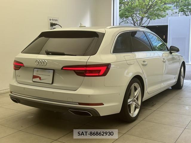 Audi A4 2019-11 292610-1