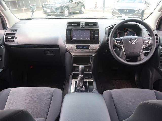 Toyota PRADO 2019-02 13570-1
