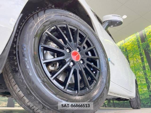 Nissan NOTE 2017-07 305386-11