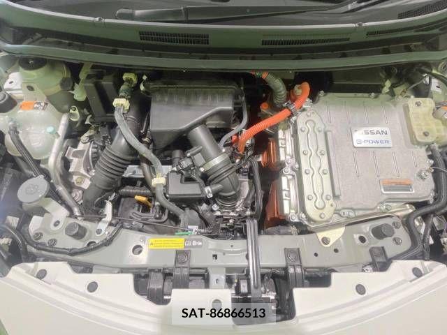 Nissan NOTE 2017-07 305386-16