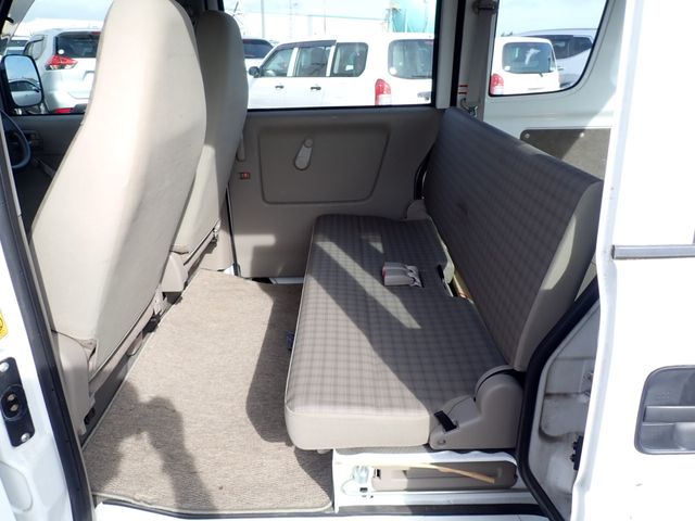 Suzuki EVERY 2011-07 182486-17
