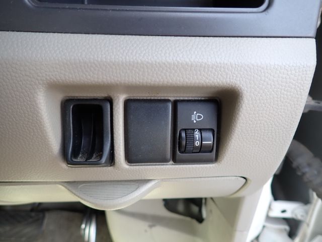 Suzuki EVERY 2011-07 182486-11