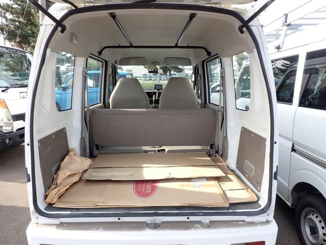 Suzuki EVERY 2011-07 182486-18
