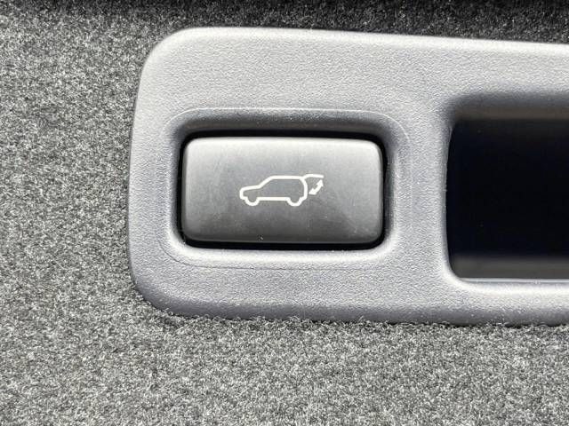 Toyota HARRIER 2017-06 8329-6