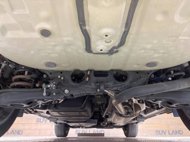 Toyota HARRIER 2017-06 8329-19