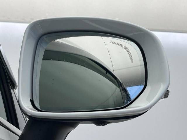 Volvo XC60 2019-04 188684-8