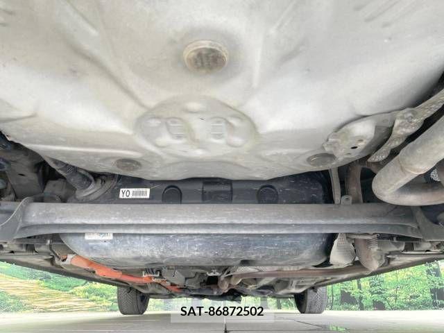 Toyota AQUA 2012-02 356323-19
