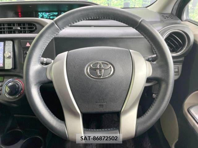 Toyota AQUA 2012-02 356323-11