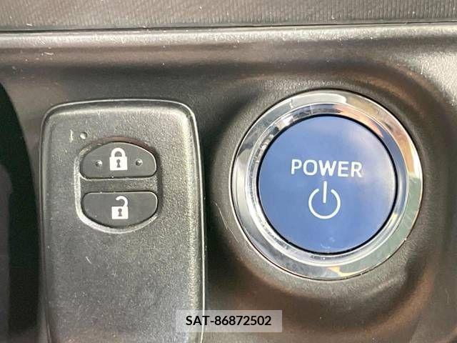 Toyota AQUA 2012-02 356323-6