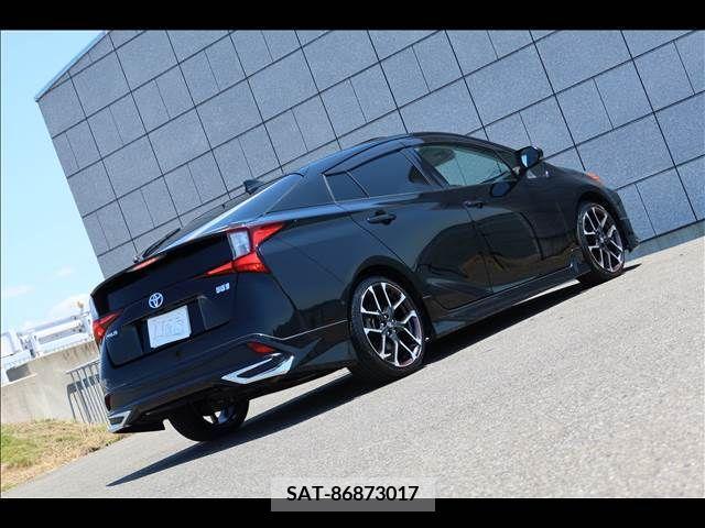 Toyota PRIUS 2020-10 322464-7