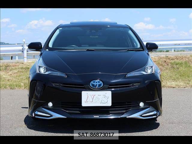 Toyota PRIUS 2020-10 322464-1