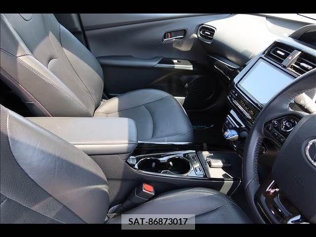 Toyota PRIUS 2020-10 322464-11