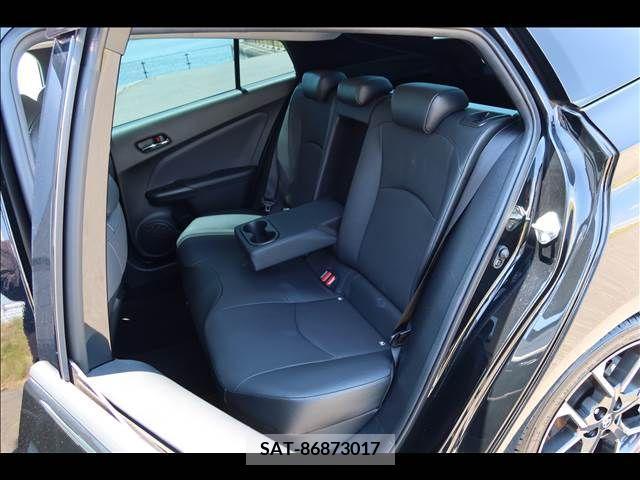 Toyota PRIUS 2020-10 322464-18
