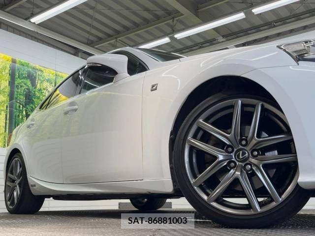 Lexus IS 2013-08 362818-13