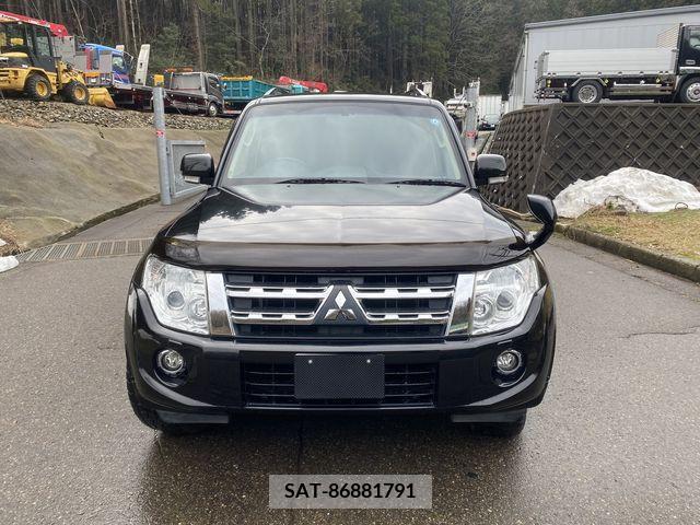 Mitsubishi PAJERO 2013-12 281142-2