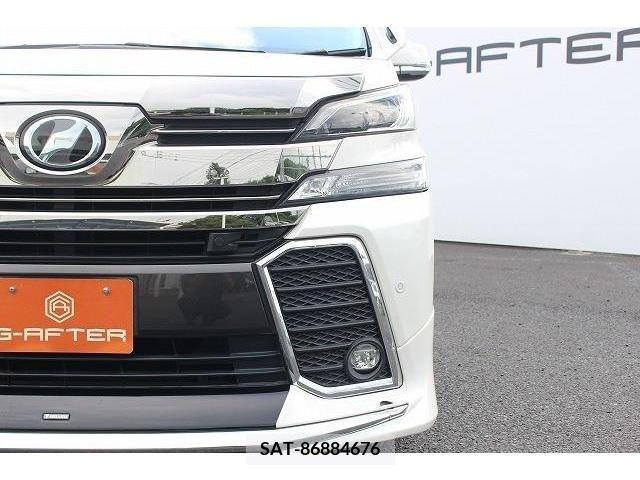 Toyota VELLFIRE 2017-03 369837-12