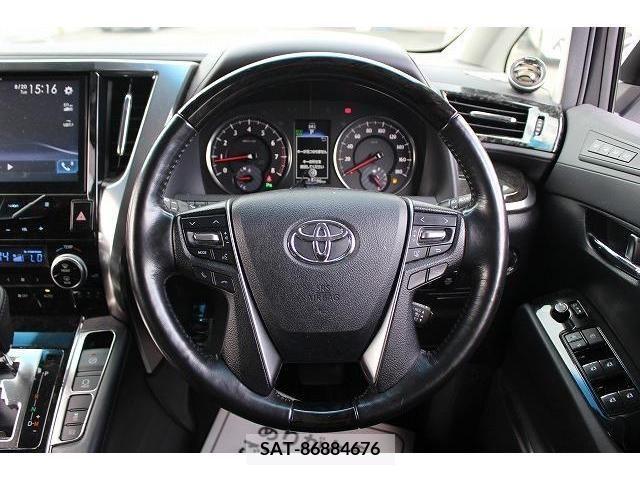 Toyota VELLFIRE 2017-03 369837-18