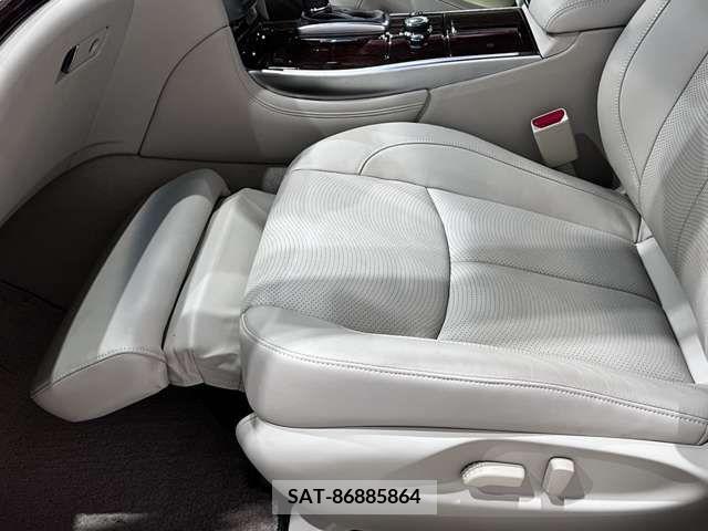 Nissan FUGA 2016-03 391074-6