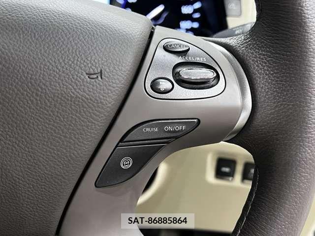Nissan FUGA 2016-03 391074-19