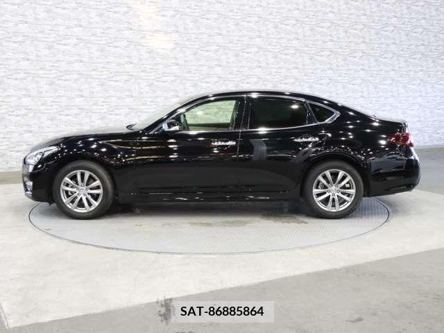 Nissan FUGA 2016-03 391074-10
