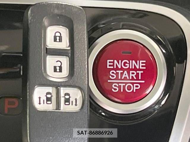 Honda N BOX CUSTOM 2016-02 306640-7
