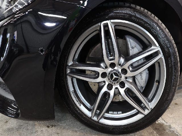 Mercedes Benz E-CLASS 2018-11 193086-7