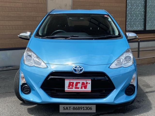 Toyota AQUA 2015-08 345930-16