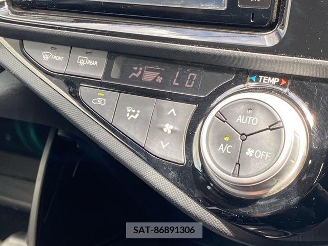 Toyota AQUA 2015-08 345930-14