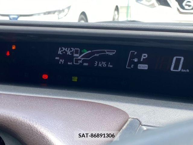 Toyota AQUA 2015-08 345930-7