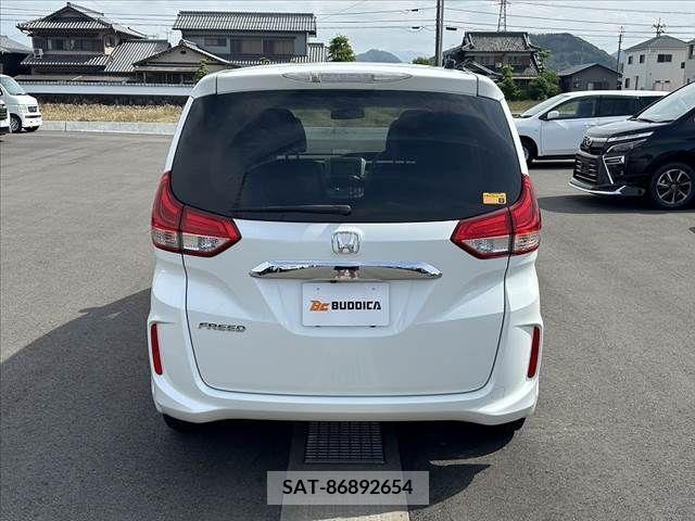 Honda FREED 2016-11 381296-12