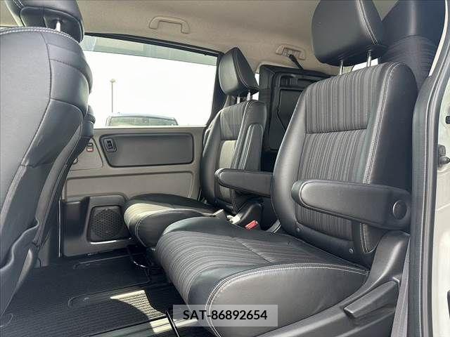 Honda FREED 2016-11 381296-18