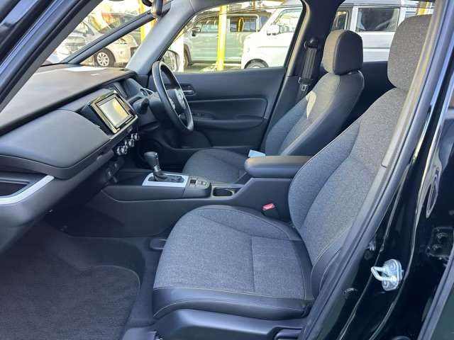 Honda FIT 2023-05 188927-2