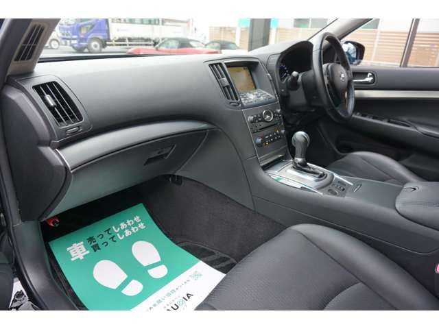 Nissan SKYLINE 2011-03 10881-16