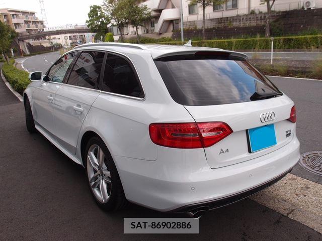 Audi A4 2015-03 339638-2