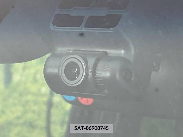 Honda N BOX CUSTOM 2022-02 279066-5
