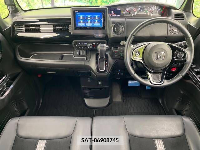 Honda N BOX CUSTOM 2022-02 279066-1