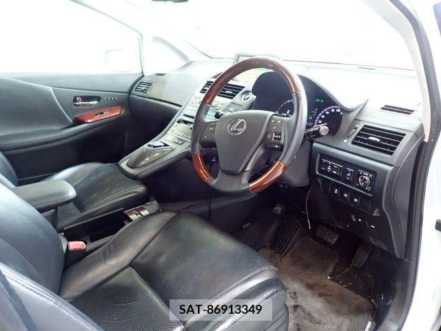 Lexus HS 2009-07 275430-1