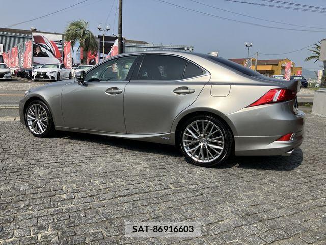 Lexus IS 2014-05 297924-3