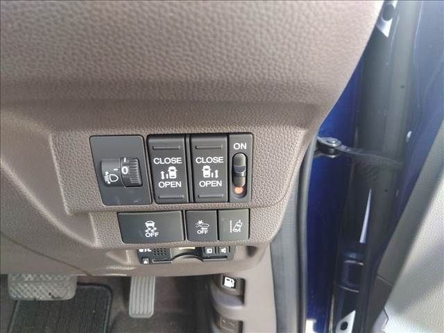 Honda FREED 2018-06 196387-9