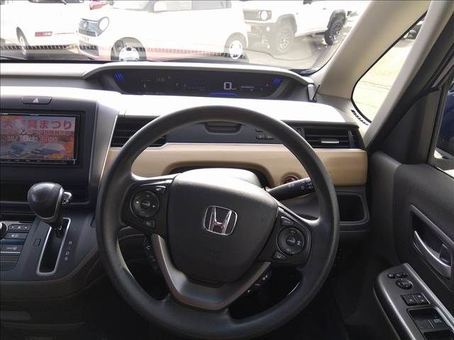 Honda FREED 2018-06 196387-3