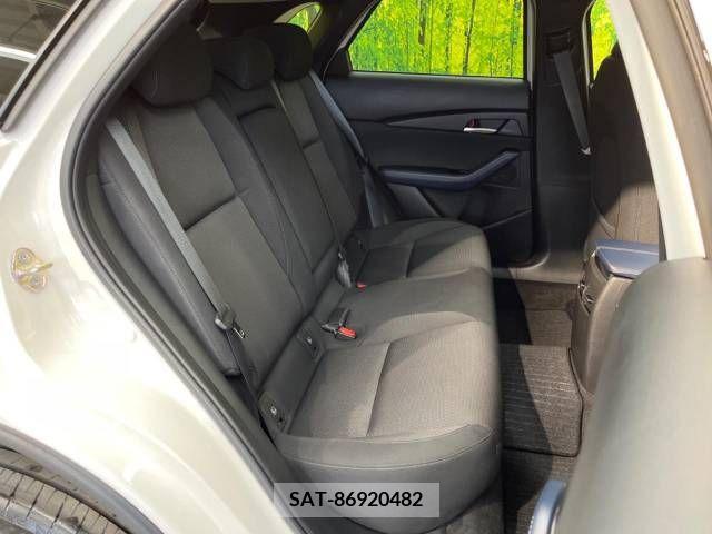 Mazda CX-30 2023-03 219546-9