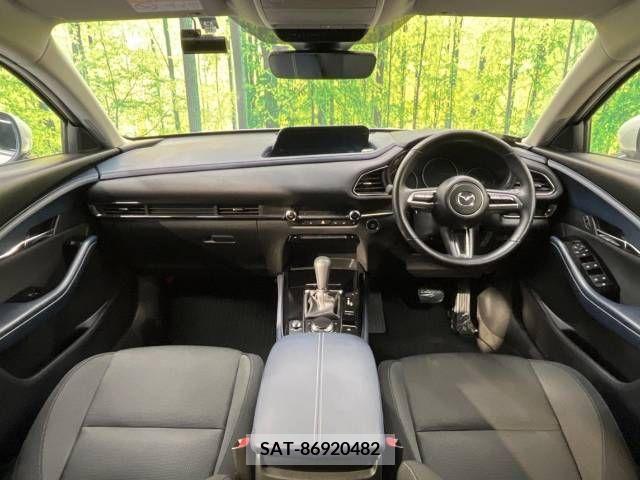 Mazda CX-30 2023-03 219546-1