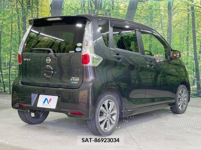 Nissan DAYZ 2014-09 396304-17