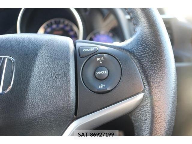 Honda FIT 2014-03 218462-4