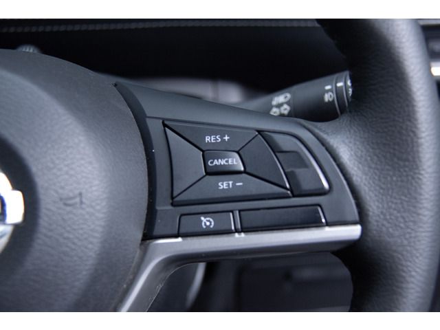 Nissan SERENA 2018-07 12313-10